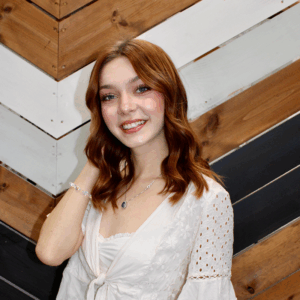 Annabelle Powell hair stylist